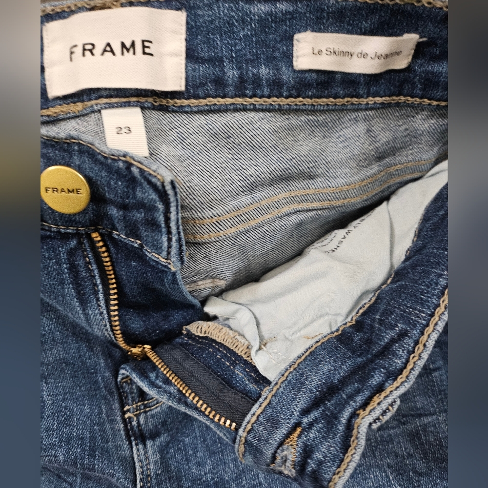 Frame Denim - Picture 4 of 6